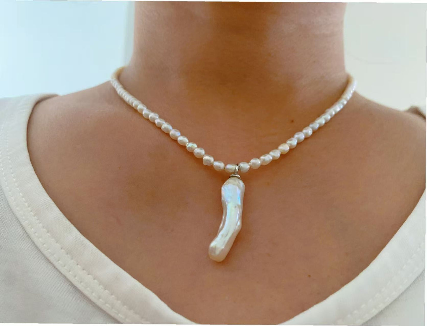 Natural Freshwater PEARL necklace, 3mm with Baroque pendant, S925